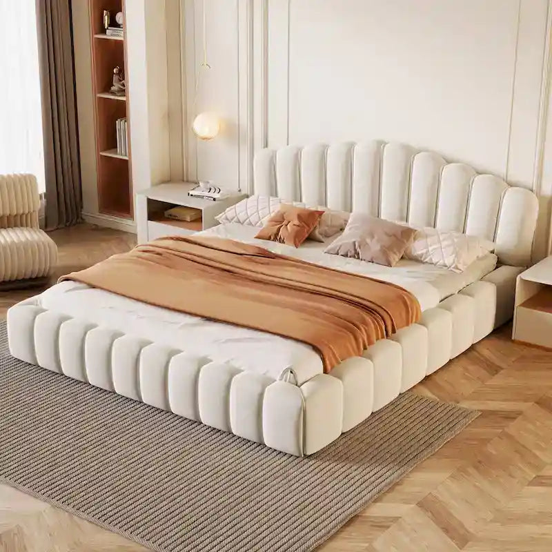 Cadre de lit Queen en velours avec tête de lit en forme de coquille pour chambre à coucher, sommier tapissier non requis, beige